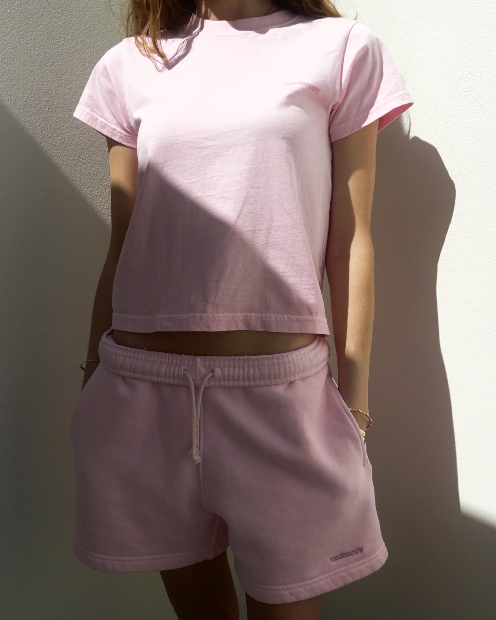 1005-classics-fleece-short-1.webp