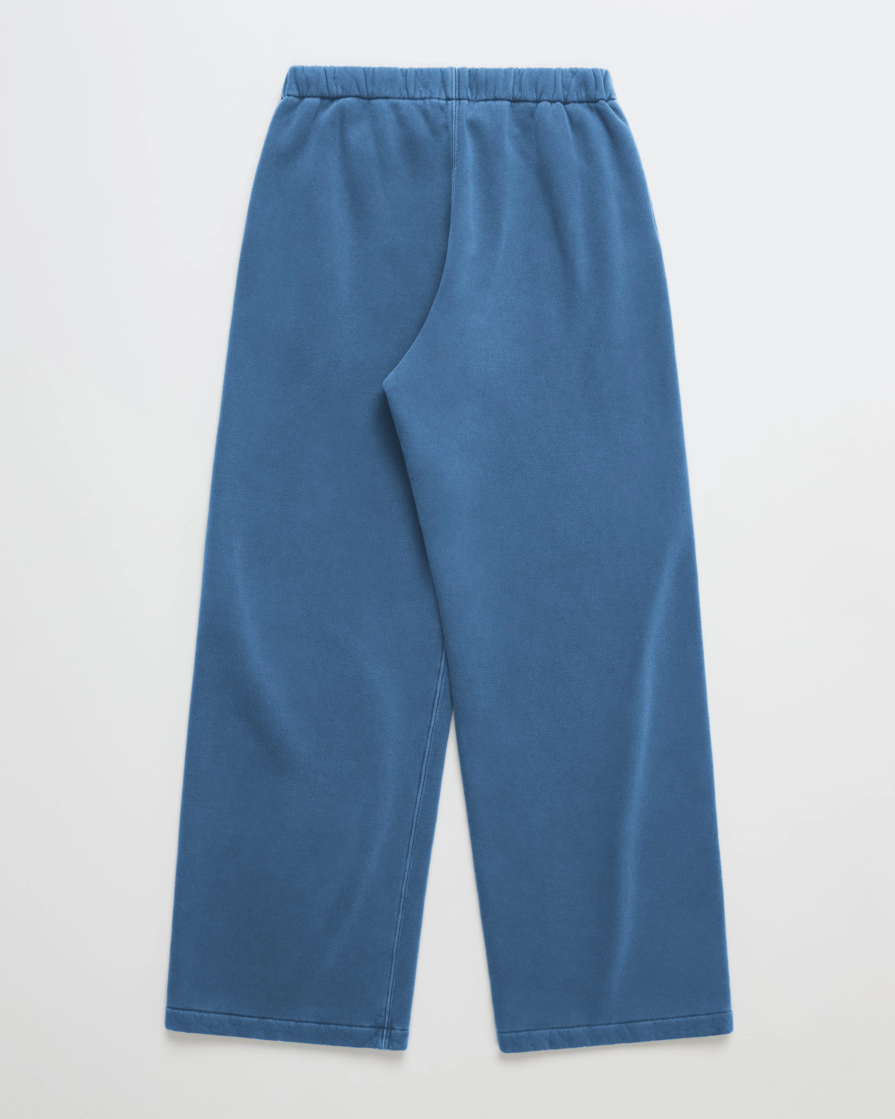 1133-classics-fleece-straight-sweatpant-1.webp
