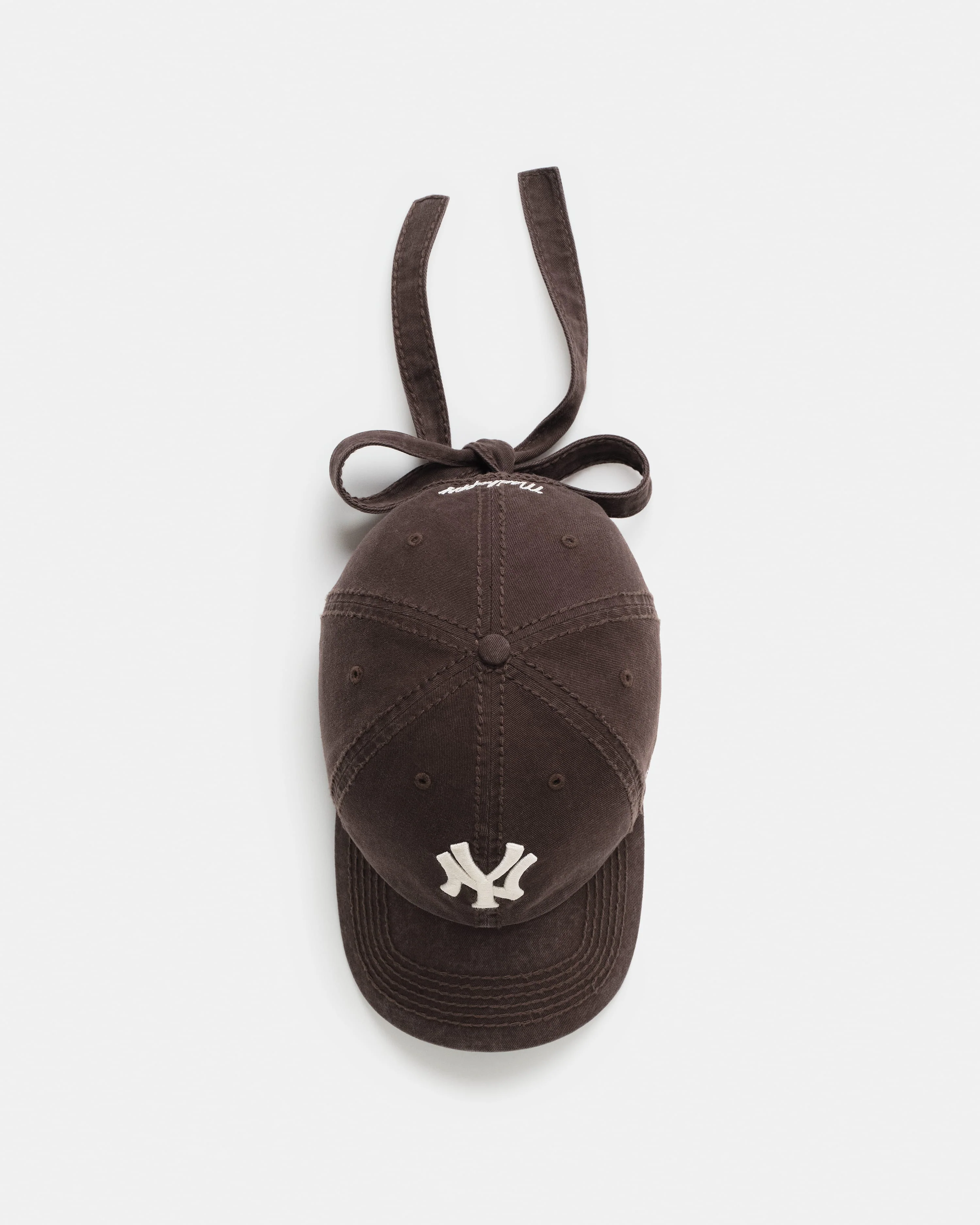 Yankees Washed Bowtie Hat