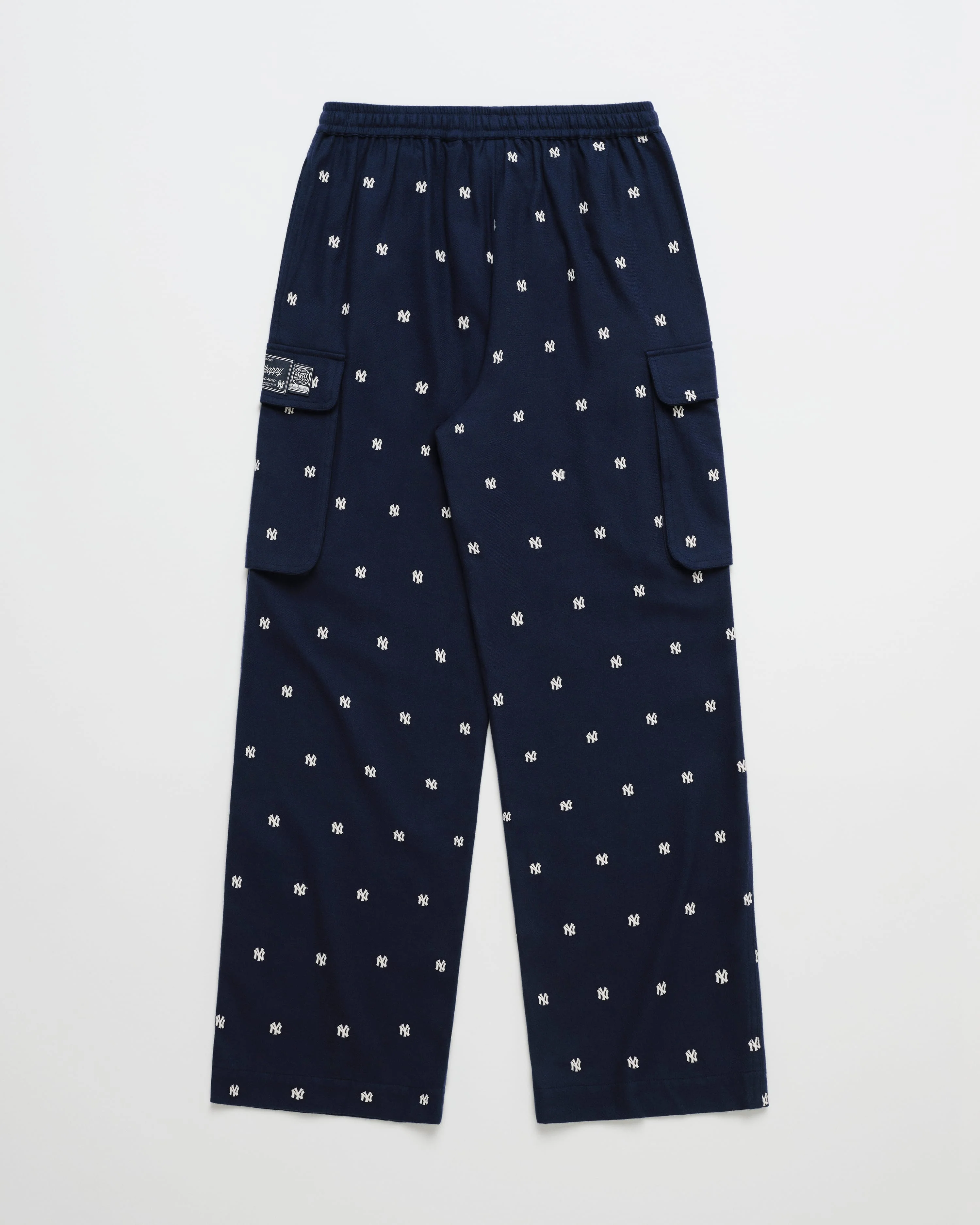 4532-yankees-flannel-boxer-pant-1.webp