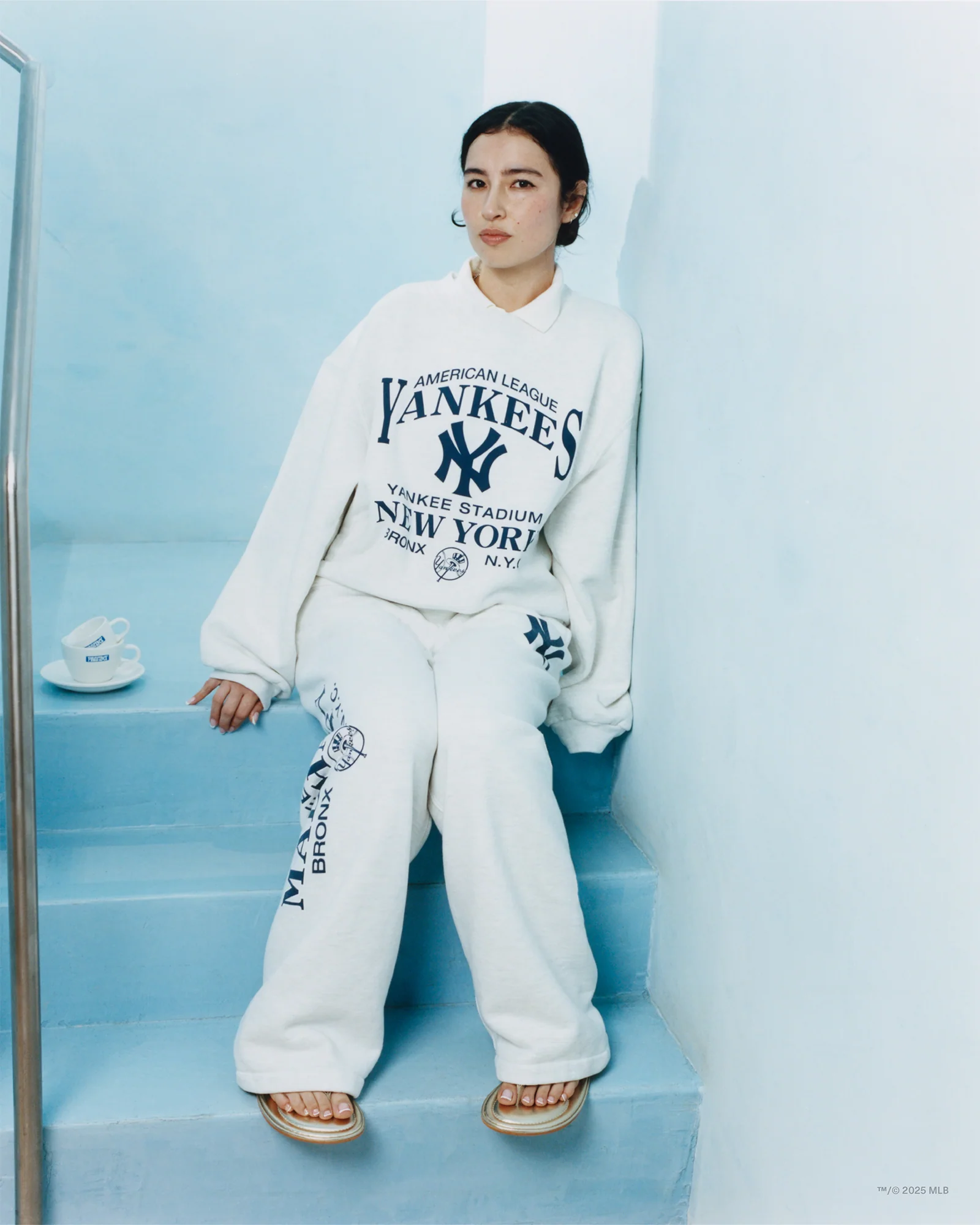 4546-yankees-fleece-straight-sweatpant-1.webp