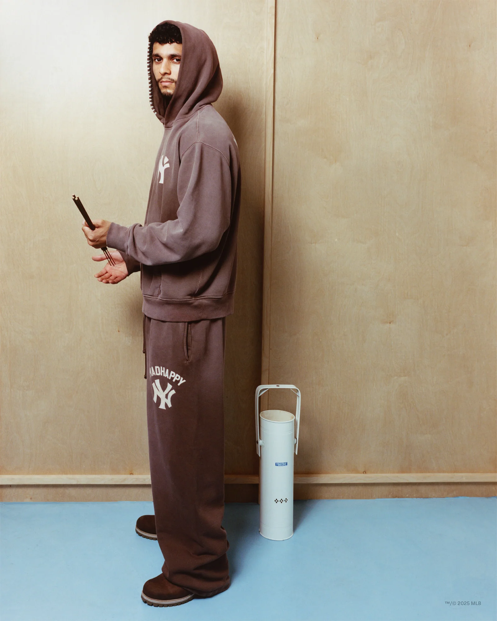 4672-yankees-washed-straight-sweatpant-1.jpg