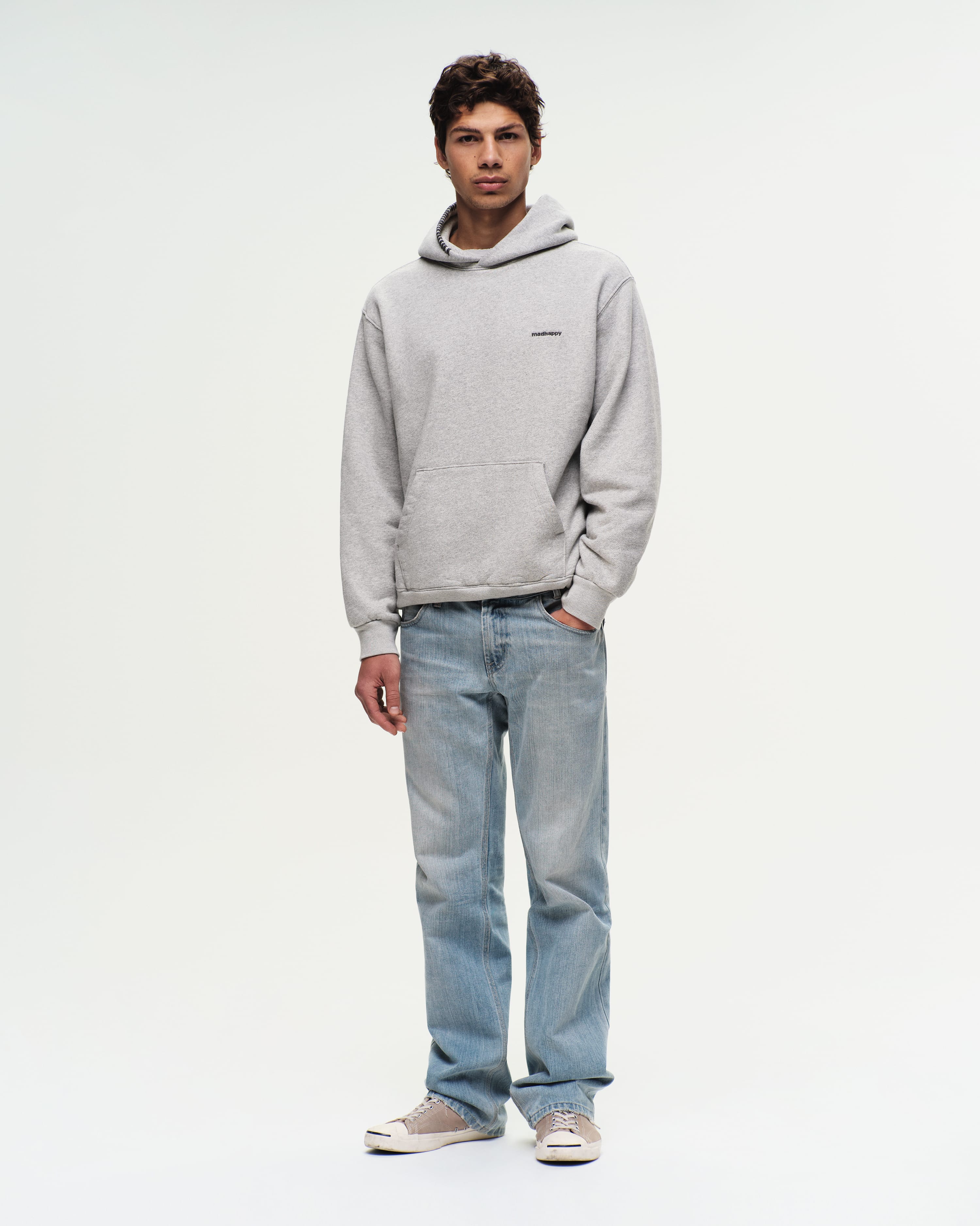 809-classics-fleece-hoodie-1.webp
